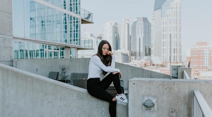 How Internet Providers Get Around War Zones