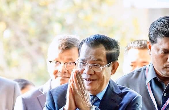 សម្តេចតេជោ៖កម្ពុជាសូមចូលរួមអបអរសាទរមិត្តចិនក្នុងការទប់ស្កាត់ការរីករាលដាលមេរោគកូវីដ១៩ (Covid-19) និងអរគុណចំពោះការមើលថែនិស្សិតកម្ពុជានៅប្រទេសចិន