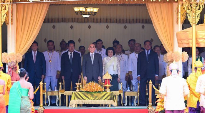 ព្រះរាជពិធីច្រត់ព្រះនង្គ័ល