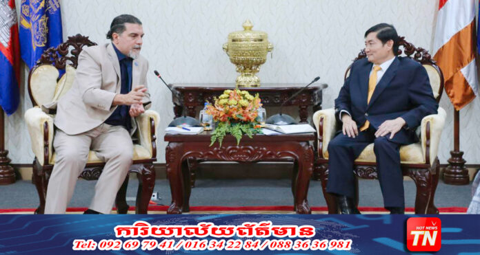 ឯឧ ហេង សួរ_Web